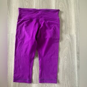 Lululemon wunder under low rise crop